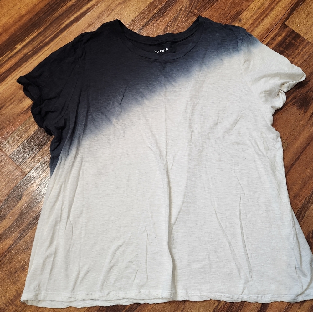Torrid Dip Dye Relaxed fit tee size 1
